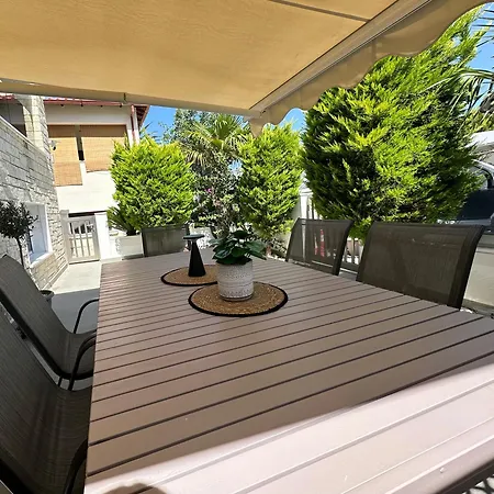 Marko's Place * Chaniotis