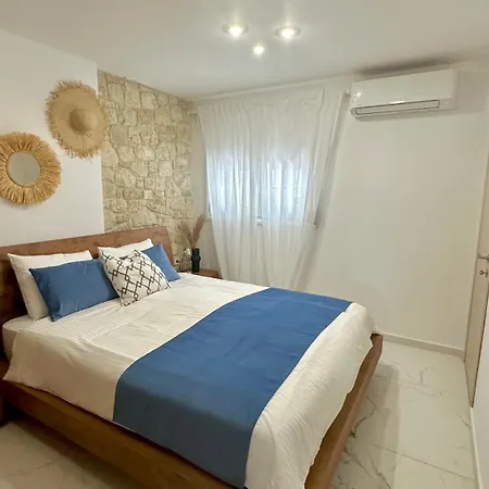 Marko's Place * Χανιώτη